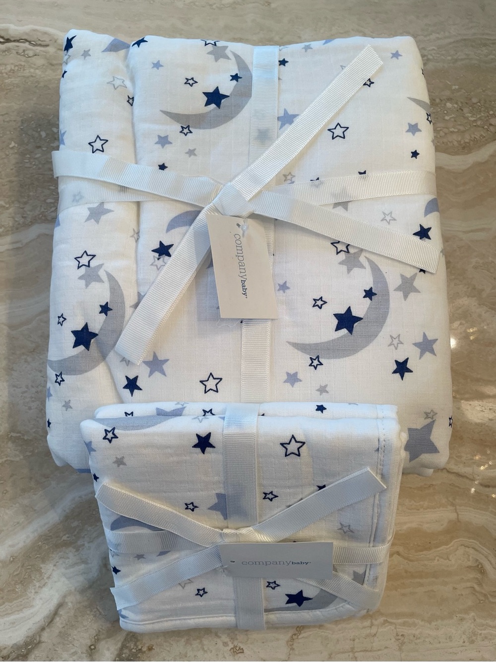NWT Company Baby Moon&Star Muslin Organic Cotton Set Hooded Towel, 2 Washcloths